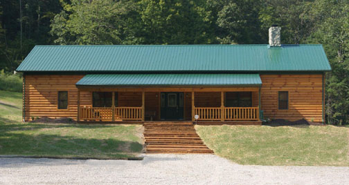 Southern Ohio Lodge Rental and Hunting Cabin  -  Lazy J Lodge